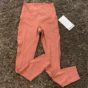 Lululemon 25” legging with keyhole
